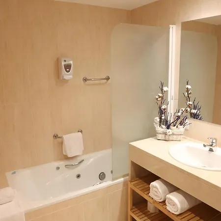 Torras Guest house